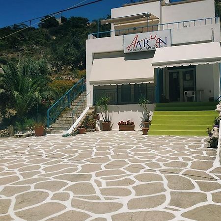 Aaron Studios Apartments 애야퍼디야 외부 사진