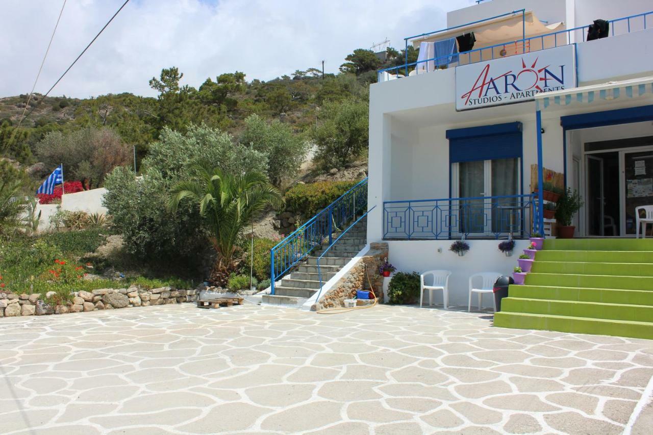 Aaron Studios Apartments 애야퍼디야 외부 사진