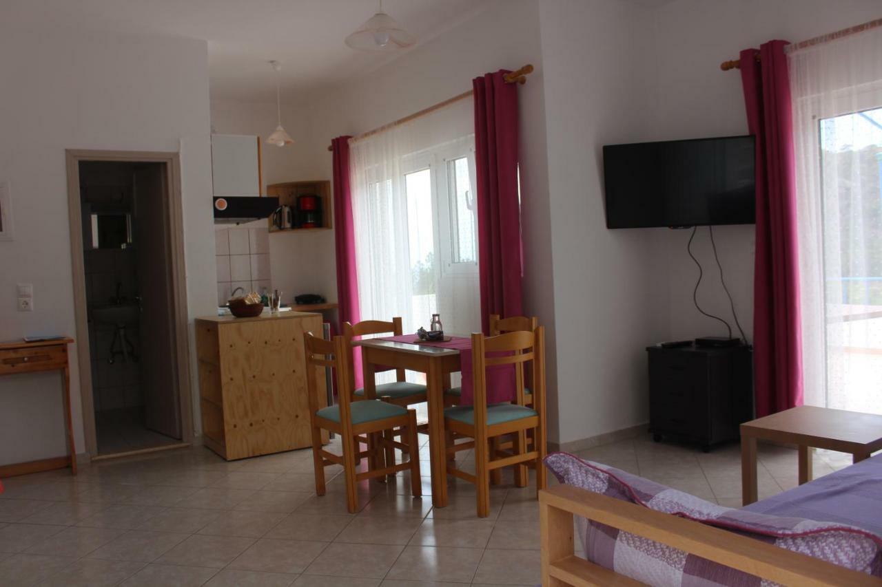 Aaron Studios Apartments 애야퍼디야 외부 사진
