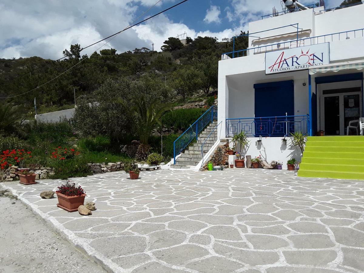 Aaron Studios Apartments 애야퍼디야 외부 사진