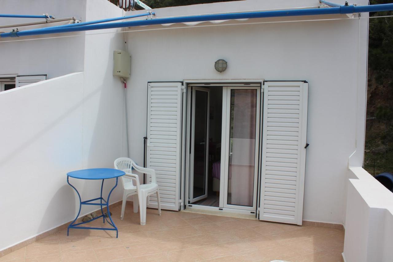 Aaron Studios Apartments 애야퍼디야 외부 사진